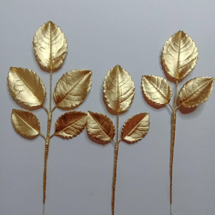 Metalic Gold Sugar Rose Leaves, Handcrafted Gumpaste Foliage, Professional Bakery Grade Cake Decorations